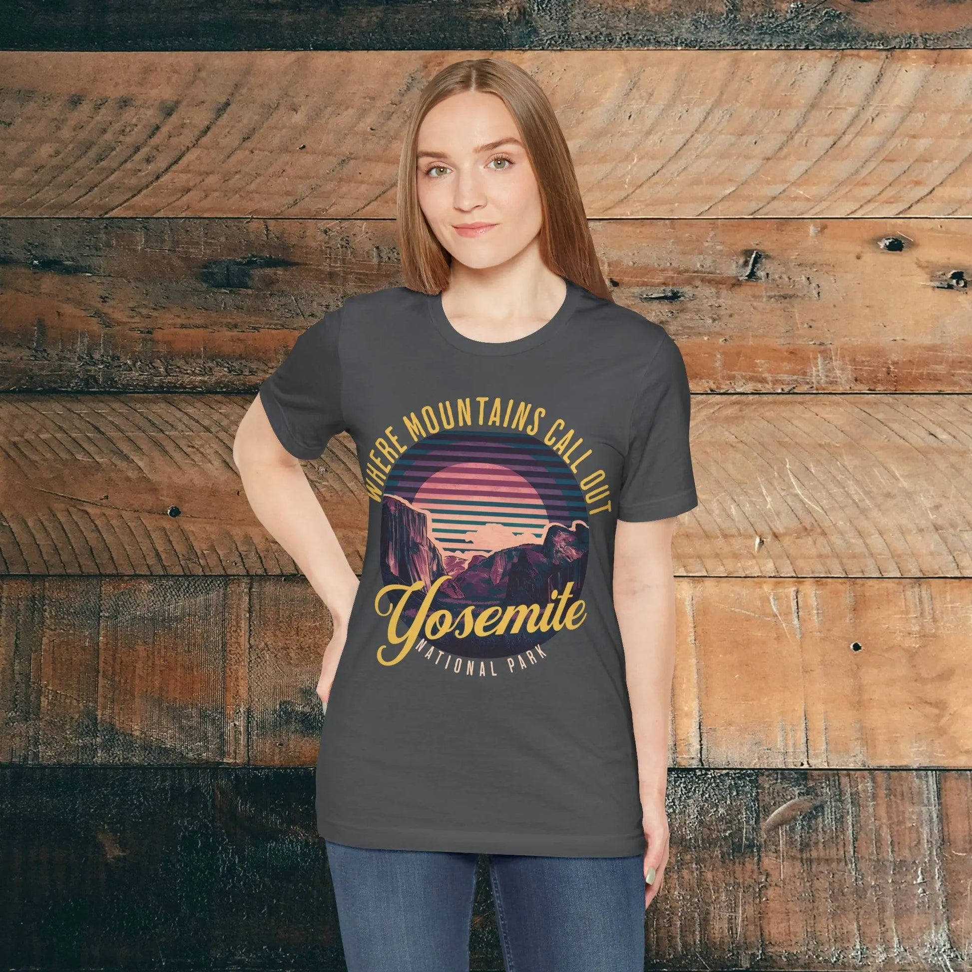 Yosemite National Park Unisex T-Shirt California Retro Mountains Call Out - Park Service Apparel