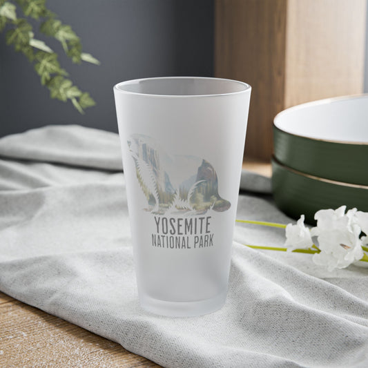 Yosemite Valley Marmot Frosted Pint teelaunch