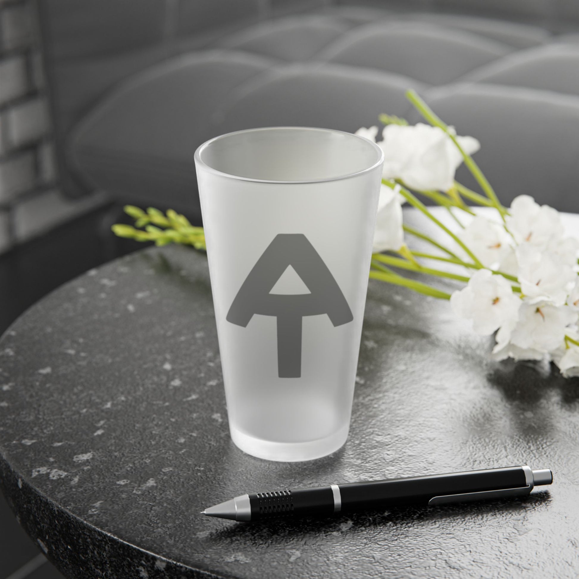 Appalachian Trail AT Arrow Frosted Pint Glass teelaunch
