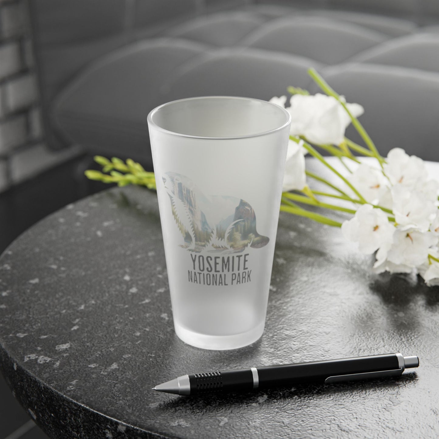Yosemite Valley Marmot Frosted Pint teelaunch