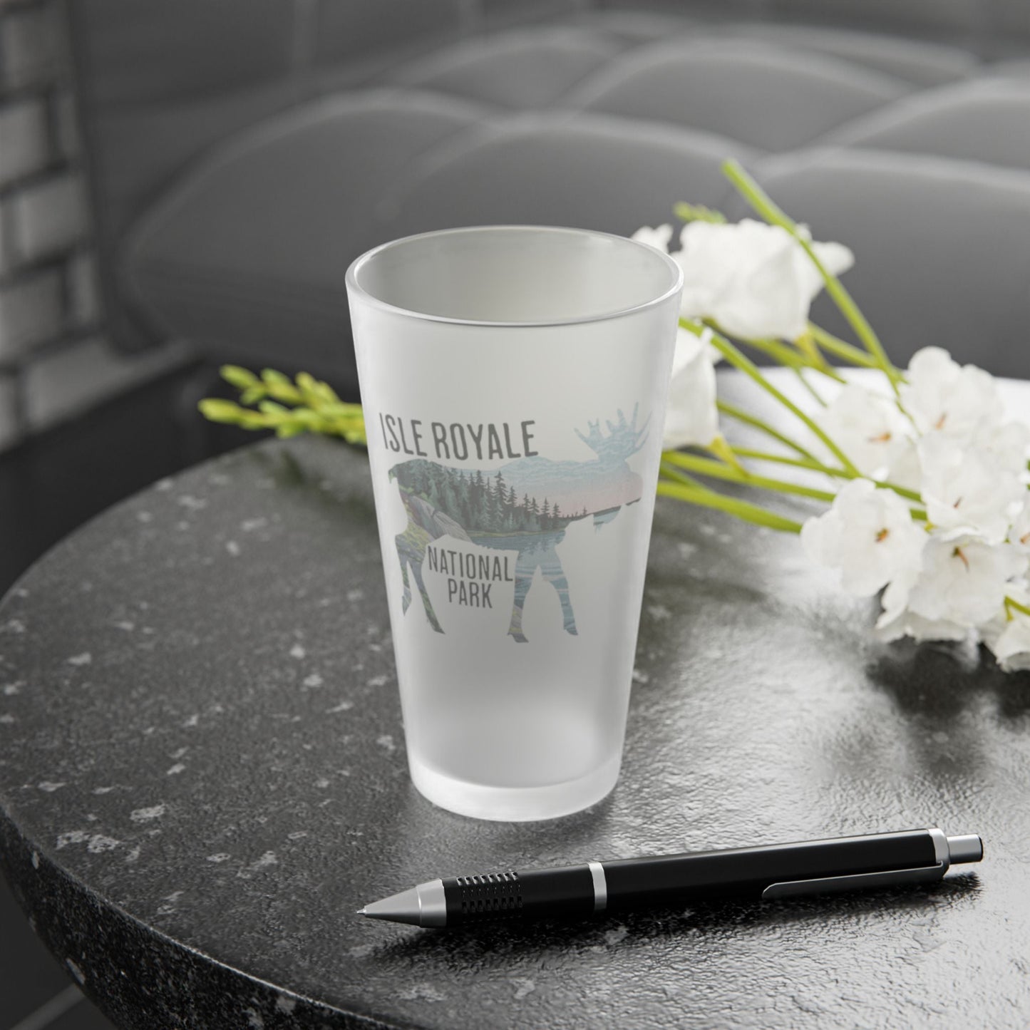 Isle Royale National Park Moose Frosted Pint Glass teelaunch