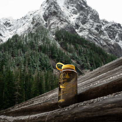 Washington National Parks Water Bottle - 32oz Rainier Watch