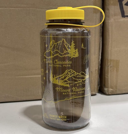 Washington National Parks Water Bottle - 32oz Rainier Watch