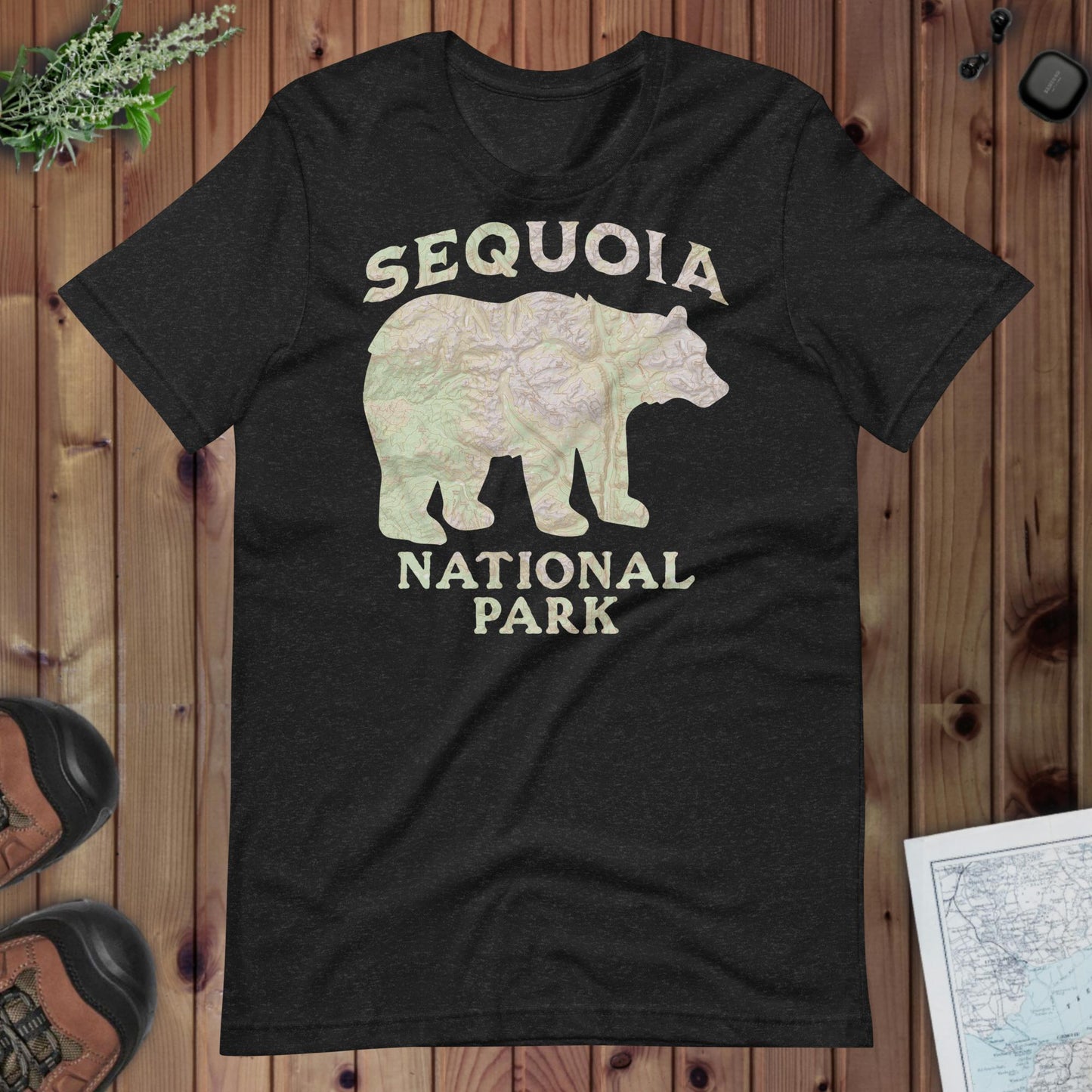 Sequoia Black Bear Topo T-shirt T-Shirt Park Service Apparel Black Heather XS