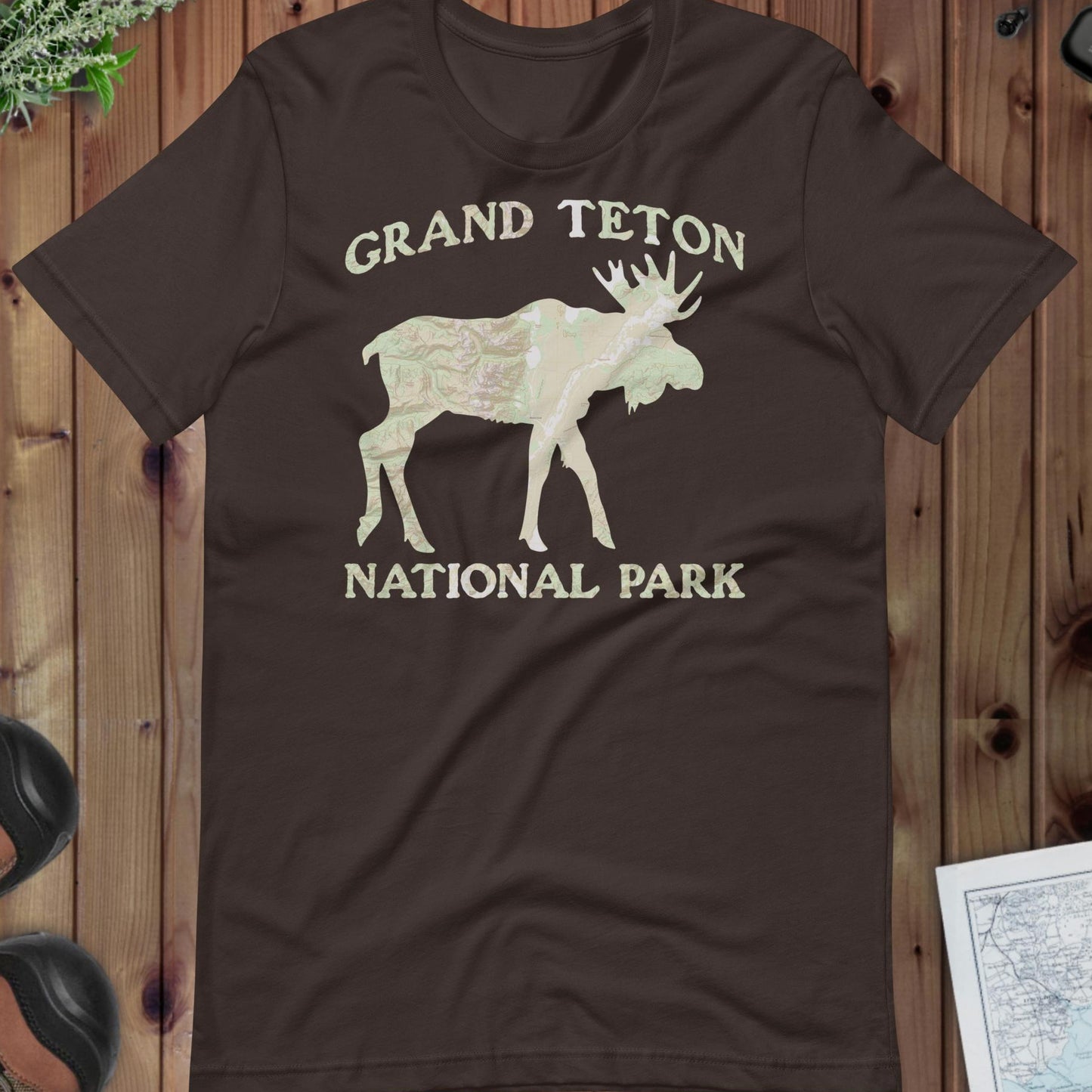 Grand Teton Moose Topo T-shirt T-Shirt Park Service Apparel Brown S