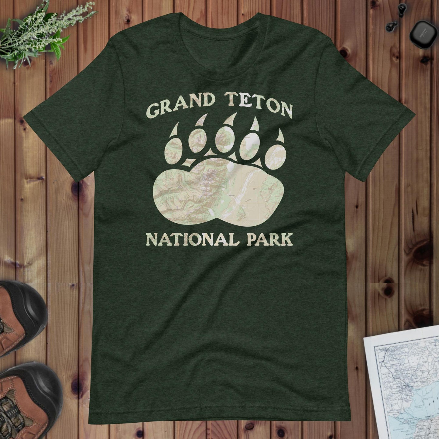 Grand Teton Bear Claw Topo T-shirt Park Service Apparel Heather Emerald XS