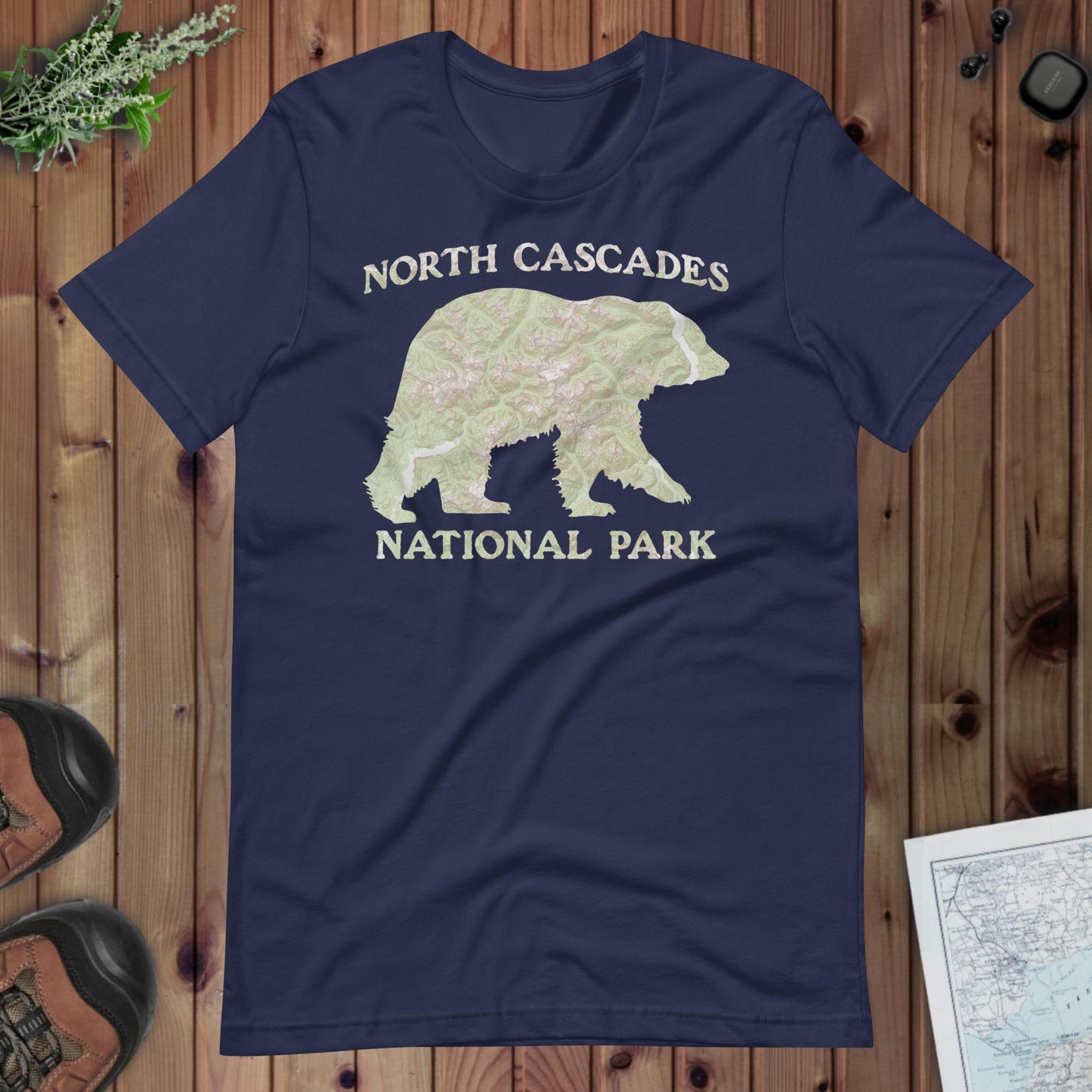 North Cascades Bear Topo T-shirt T-Shirt Park Service Apparel Navy XS