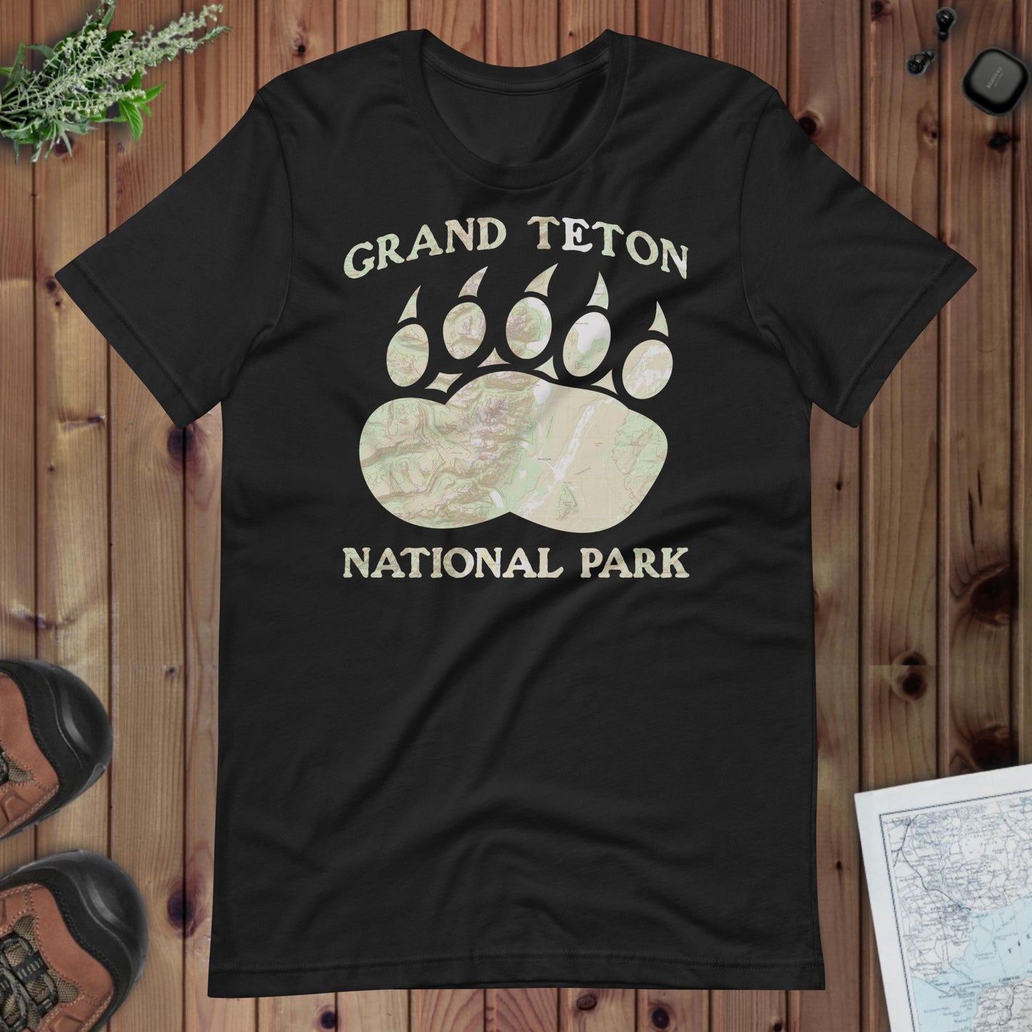 Grand Teton Bear Claw Topo T-shirt Park Service Apparel Vintage Black XS